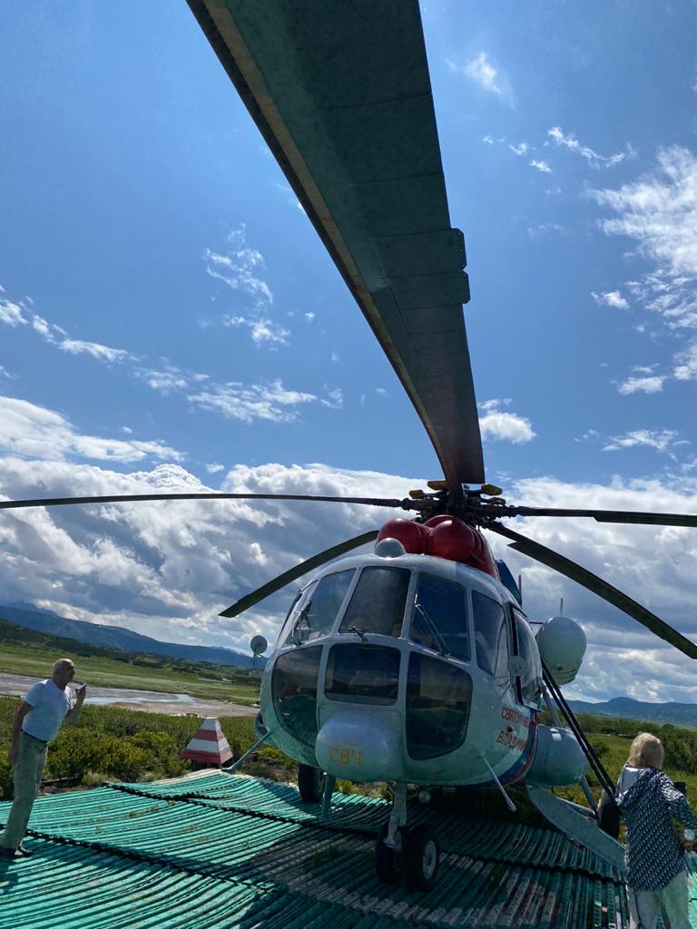 Вертолетные экскурсии по Камчатке